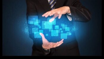 Ψηφιακές Γέφυρες: Χτίζοντας συνδέσεις στη σφαίρα κοινωνικής δικτύωσης