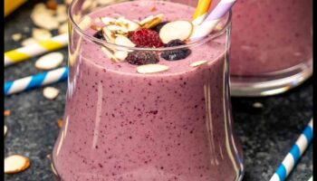 Breakfast Bliss: Ενεργοποιήστε το πρωί σας με υγιεινά Smoothies με φρούτα